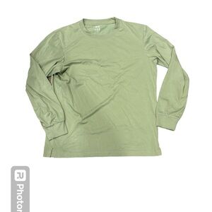 Uniqlo airsm long sleeve